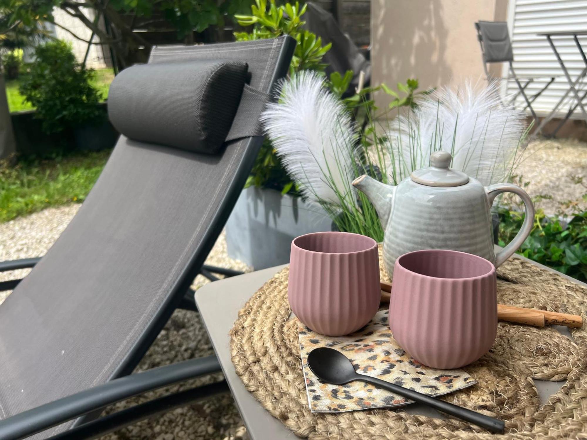 Homestay & Jardin L Grenoble Nord - St Egreve