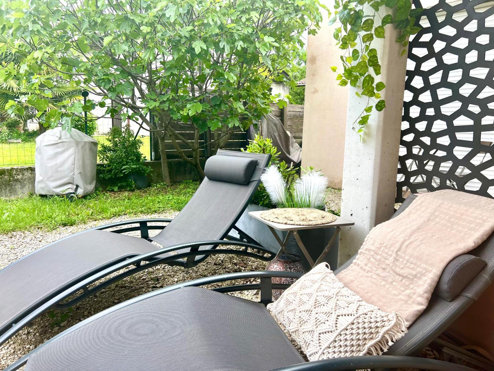 Homestay & Jardin L Grenoble Nord - St Egreve Saint-Egreve